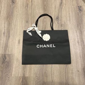 Chanel paper bag 13x17